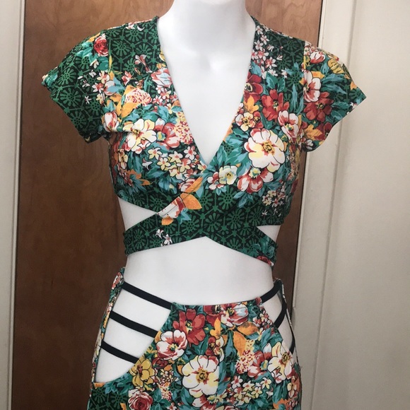 🌺New Japanese Green Floral Wrap 2 Piece Set - Picture 6 of 7